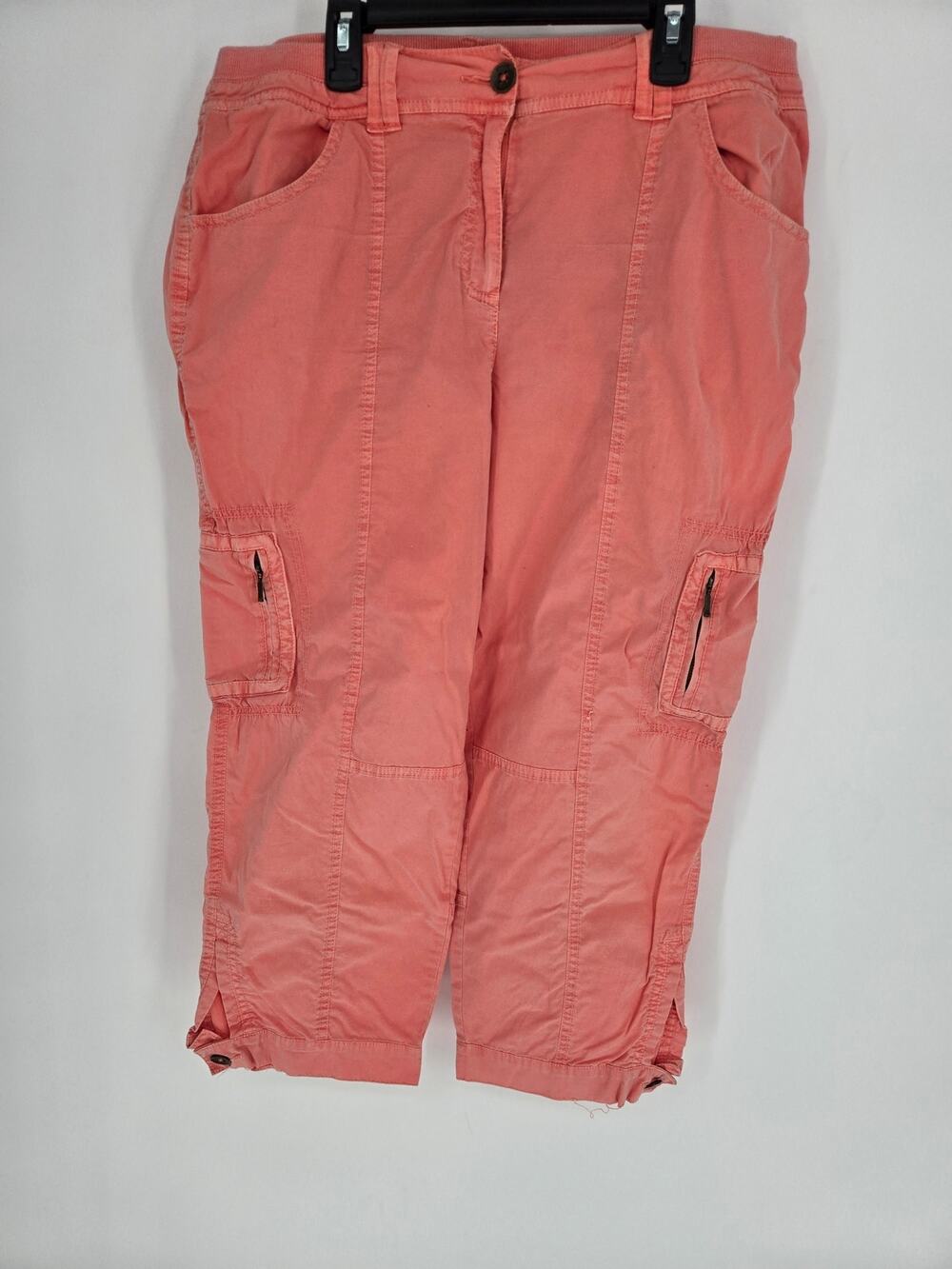 ​Chico's Coral Pink Stretch Crop Utility Cargo Pants Women's Size 1.5 (10/12)